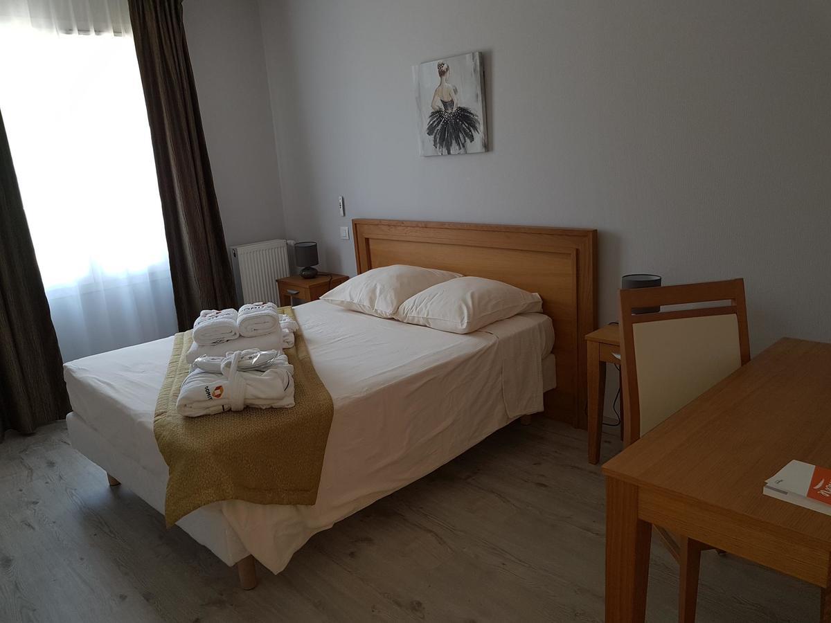 Aparthotel Domitys Les Cigales du Lubéron Cavaillon Exterior foto